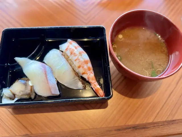 大阪ステーションホテル朝食ブッフェ 握り寿司