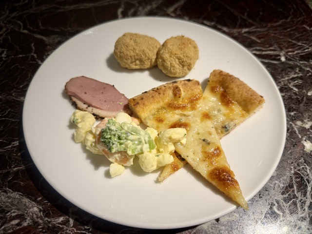 東京マリオット エグゼクティブラウンジ カクテルタイム