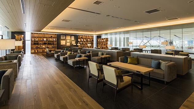 新千歳空港Cafe Sky Library